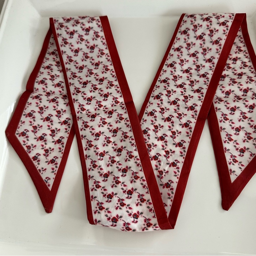 Red Cottage Floral Print Hair Scarf Purse Twilly 3/$20 - Picture 3 of 7